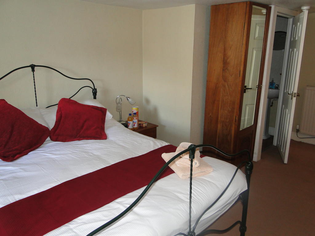 The Red Lion Inn Doune Номер фото